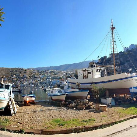 Traditional Seafront Apartment Symi Bagian luar foto