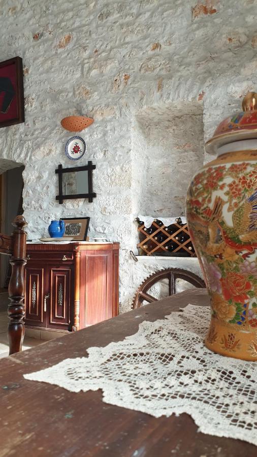Traditional Seafront Apartment Symi Bagian luar foto
