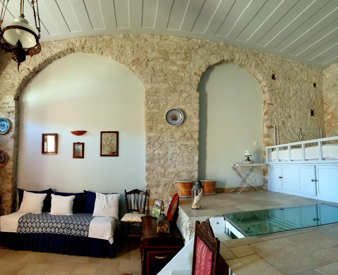 Traditional Seafront Apartment Symi Bagian luar foto